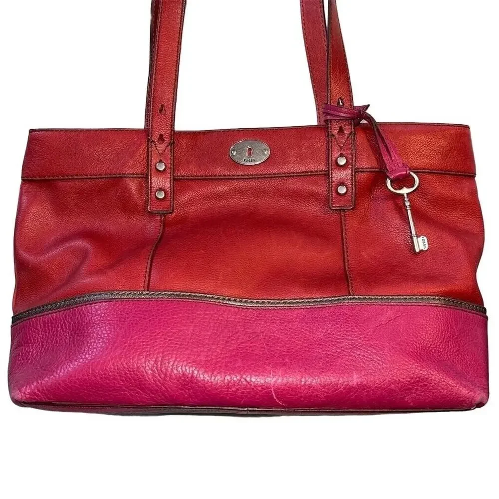 Fossil Hunter Leather Tote Bag Pink Red Zip Closure Key Charm Silver Hardware